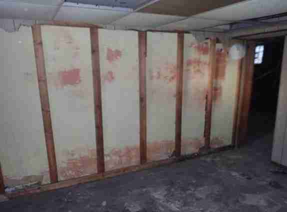 2270 Ford basement (22).jpg